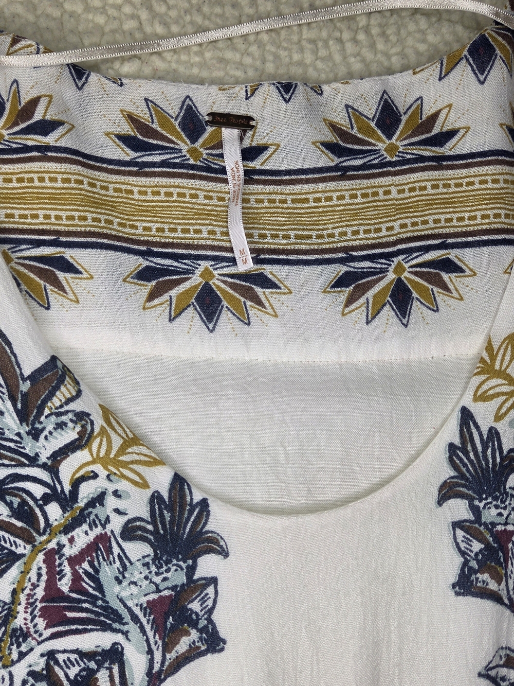Free People White Floral Boho Smocked-Waist Dress Size M Medium With Waist Ties - Picture 8 of 9